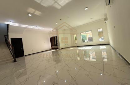 Villa - 5 - 4 for rent in Ain Khaled Villas - Ain Khaled - Doha