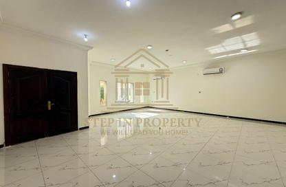 Villa - 5 - 4 for rent in Ain Khaled Villas - Ain Khaled - Doha Villa - 5 - 4 for rent in Ain Khaled Villas - Ain Khaled - Doha