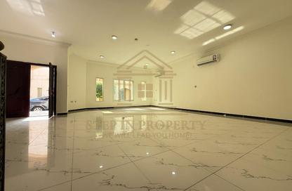 Villa - 5 - 4 for rent in Ain Khaled Villas - Ain Khaled - Doha Villa - 5 - 4 for rent in Ain Khaled Villas - Ain Khaled - Doha
