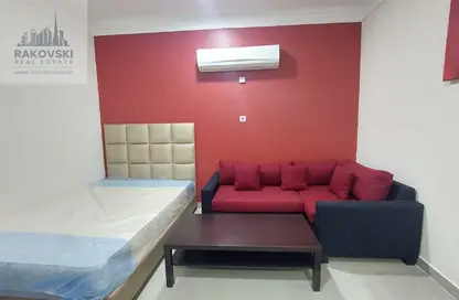 Villa - Studio - 1 Bathroom for rent in Al Sakhama - Doha