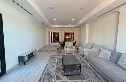 Apartment - 2 Bedrooms - 3 Bathrooms for sale in West Porto Drive - Porto Arabia - The Pearl Island - Doha