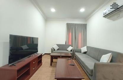 Apartment - 2 Bedrooms - 2 Bathrooms for rent in Anas Street - Fereej Bin Mahmoud North - Fereej Bin Mahmoud - Doha