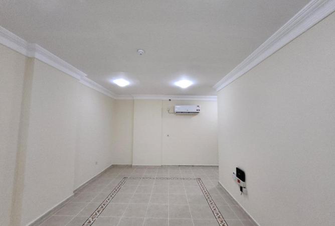 52270845 - Property Image 3