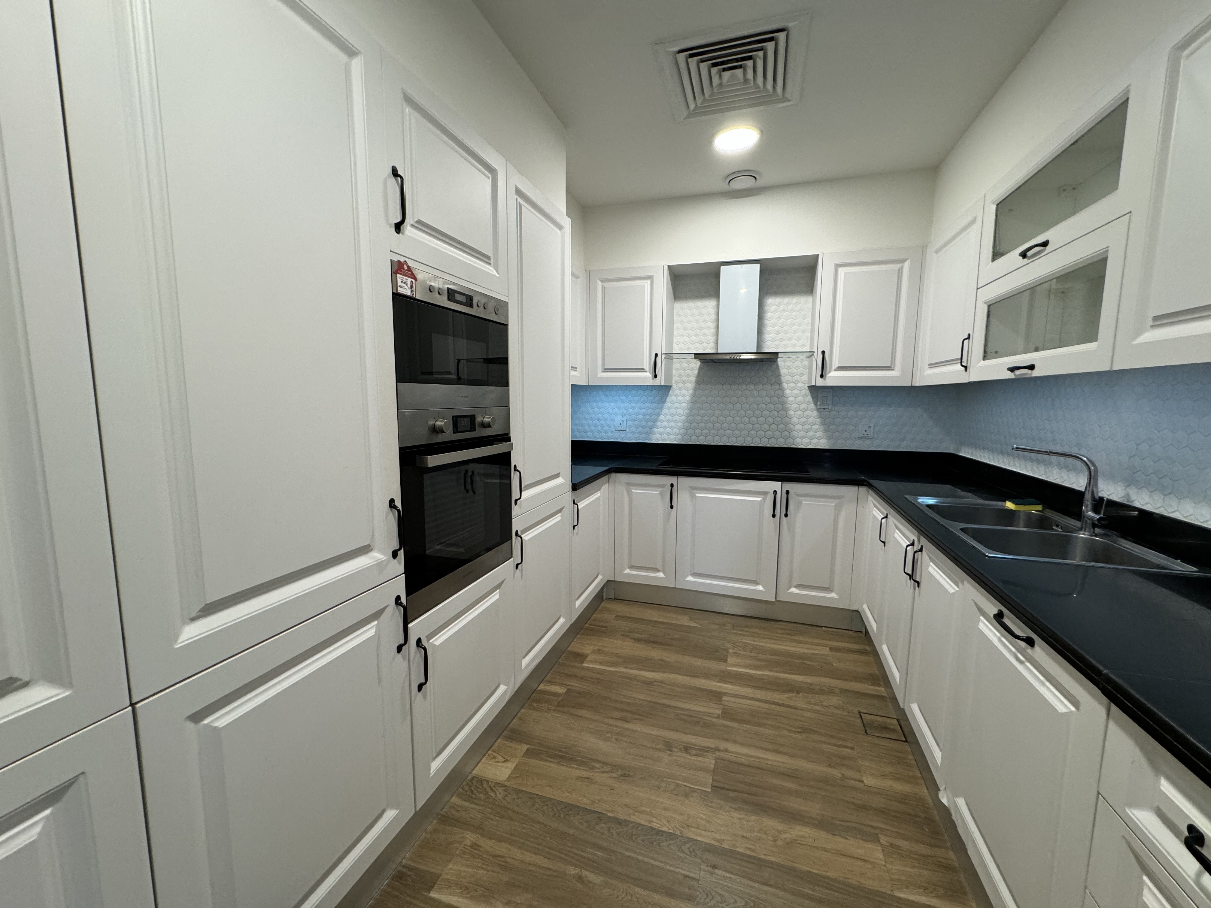 Amazing 3 Bedrooms Furnished - Lusail  - apartment in Les Maisons Blanches