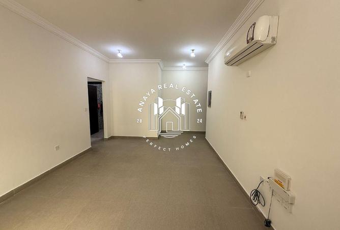 51768813 - Property Main Image