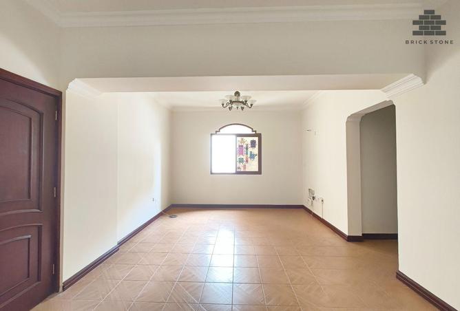 1015285 - Property Image 2