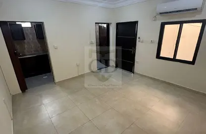 Apartment - Studio - 1 Bathroom for rent in Old Airport Road - Old Airport Road - Doha