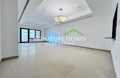 Apartment - 1 - 2 for sale in West Porto Drive - Porto Arabia - The Pearl Island - Doha