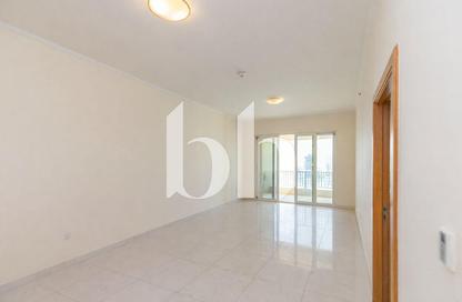 Apartment - 3 Bedrooms - 4 Bathrooms for sale in Viva West - Viva Bahriyah - The Pearl Island - Doha