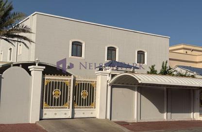 Villa - 7 - 7 for sale in Onaiza Street - Diplomatic Area - Doha