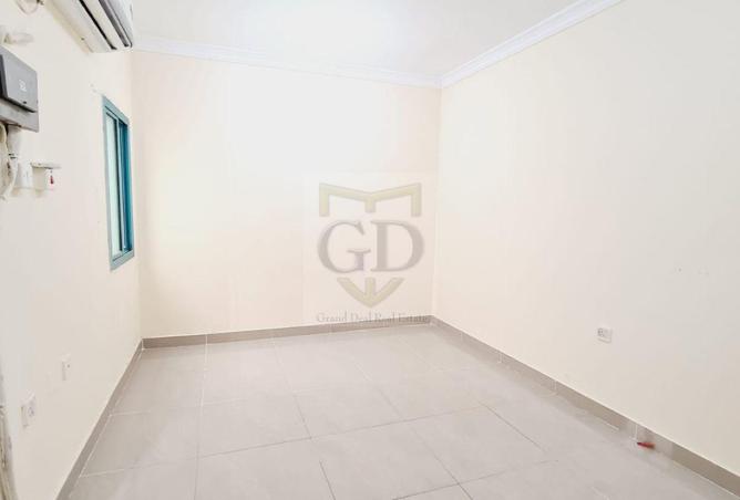 1013316 - Property Image 2