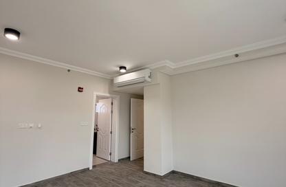 Apartment - 3 Bedrooms - 4 Bathrooms for rent in Musheireb - Musheireb - Doha Apartment - 3 Bedrooms - 4 Bathrooms for rent in Musheireb - Musheireb - Doha