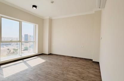 Apartment - 3 Bedrooms - 4 Bathrooms for rent in Musheireb - Musheireb - Doha