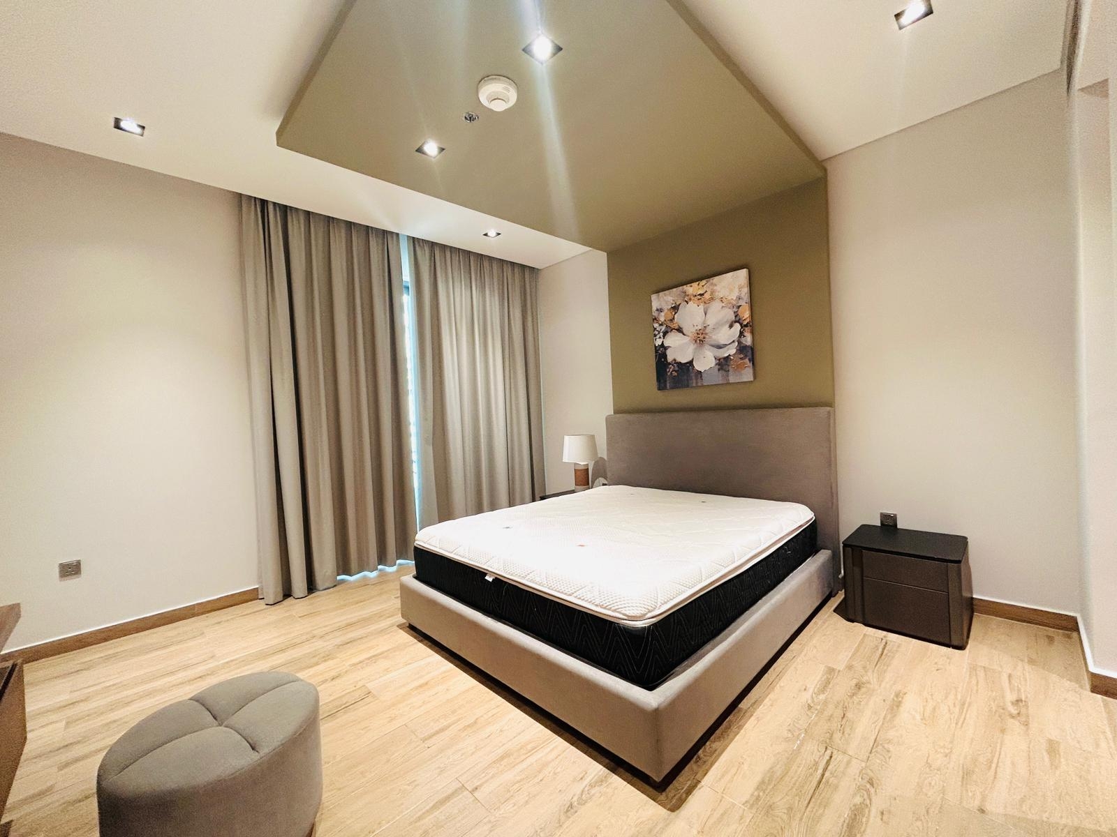 Luxury 1 Bedroom Furnished Apt for Sale in Lusail thumbnail 4