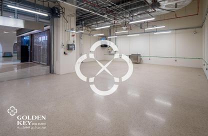 Shop - Studio for rent in Al Mansoura - Al Mansoura - Doha