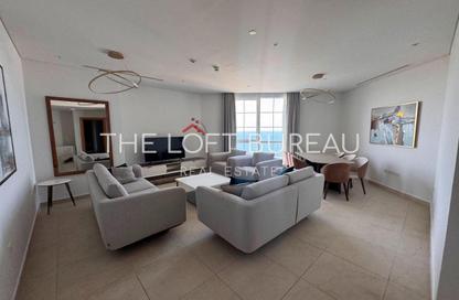 Apartment - 3 Bedrooms - 5 Bathrooms for rent in Floresta Gardens - Floresta Gardens - The Pearl Island - Doha