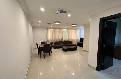 Apartment - 2 Bedrooms - 2 Bathrooms for rent in Citadel Corniche 72 - C-Ring - Doha Apartment - 2 Bedrooms - 2 Bathrooms for rent in Citadel Corniche 72 - C-Ring - Doha