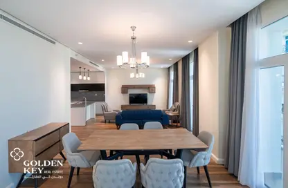 Apartment - 2 Bedrooms - 4 Bathrooms for rent in Floresta Gardens - Floresta Gardens - The Pearl Island - Doha