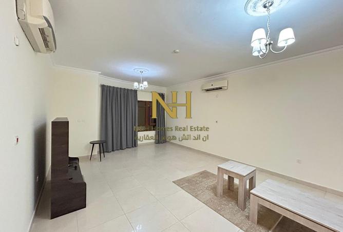 55429694 - Property Image 2