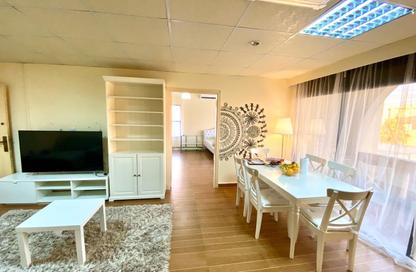 Apartment - 1 Bedroom - 1 Bathroom for rent in Aspire Zone - Al Waab - Doha