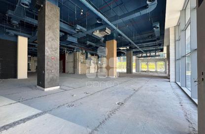 Show Room - Studio - 1 Bathroom for rent in Lusail Marina Heights - Marina District - Lusail