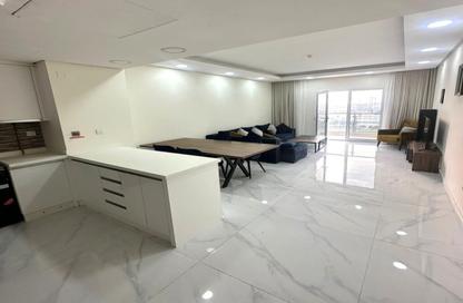 Apartment - 2 Bedrooms - 2 Bathrooms for sale in Lusail City - Lusail