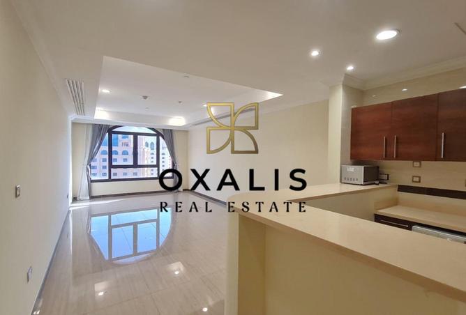 51768403 - Property Image 2