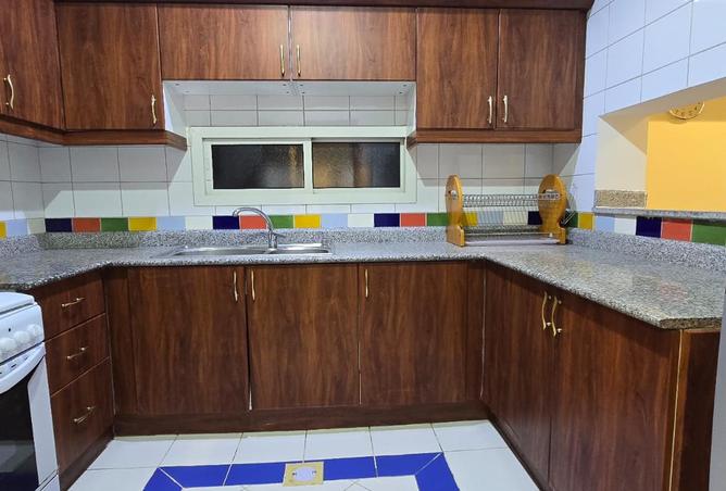 53052292 - Property Image 3