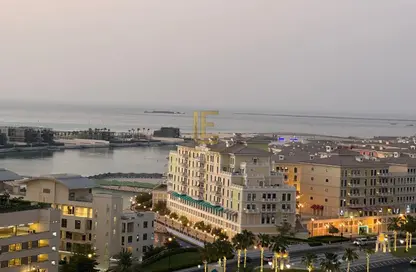 شقة - 3 غرف نوم - 5 حمامات للبيع في طريق بورتو الغربي - بورتو أرابيا - جزيرة اللؤلؤة - الدوحة