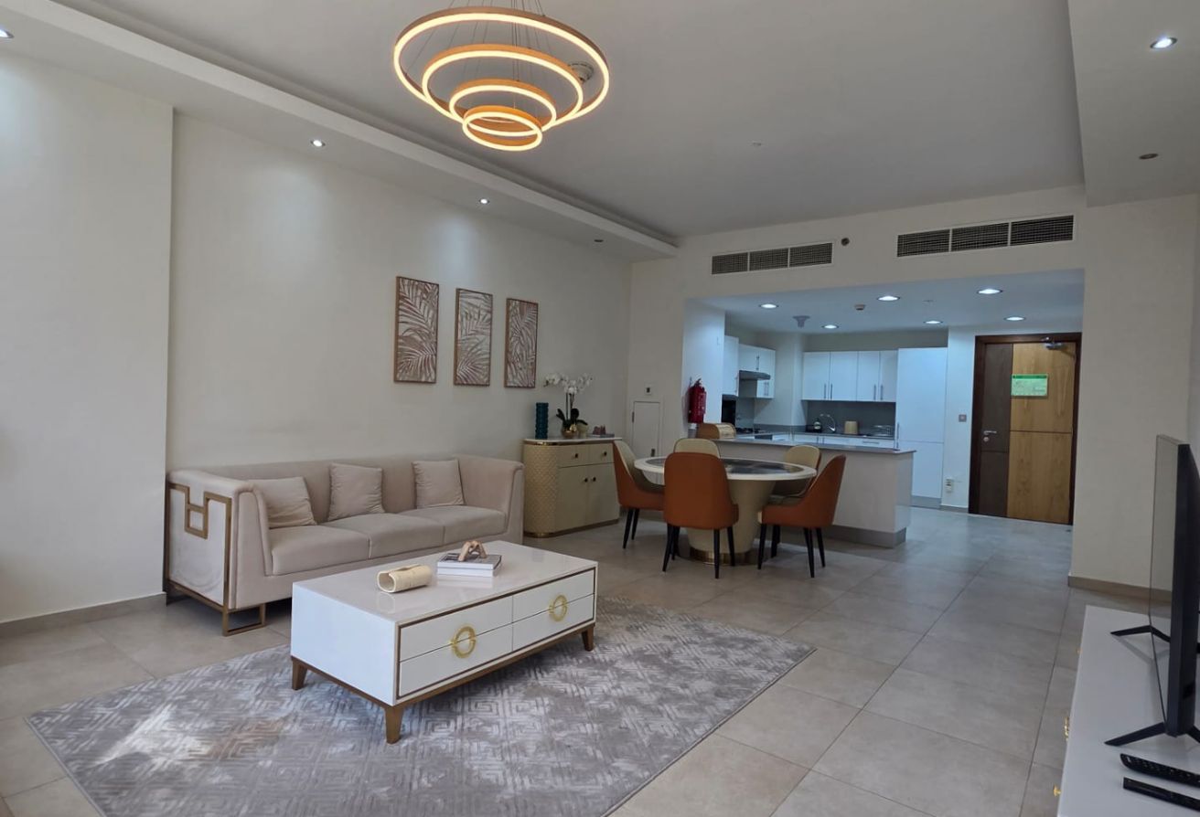 Full sea view 1bhk in front of vendom mall furnish thumbnail 3