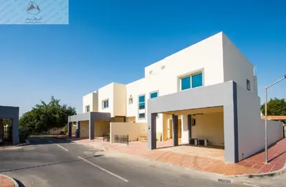 Compound - 3 Bedrooms - 3 Bathrooms for rent in Al Nasr Street - Al Nasr - Doha