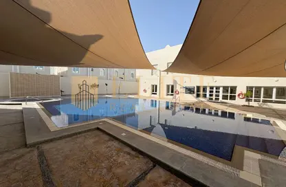 مجمع سكني - 6 غرف نوم - 6 حمامات للايجار في شارع الوعب - الوعب - الدوحة