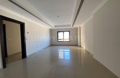 Apartment - 1 - 2 for rent in West Porto Drive - Porto Arabia - The Pearl Island - Doha