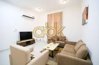 Apartment - 2 Bedrooms - 2 Bathrooms for rent in Al Mansoura - Al Mansoura - Doha