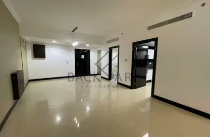 شقة - 2 غرف نوم - 3 حمامات للايجار في برج وست باي - الخليج الجنوبي - الخليج الغربي - الدوحة