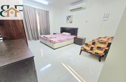 Apartment - Studio - 1 Bathroom for rent in Umm Ghwailina Comm - Umm Ghuwalina - Umm Ghuwailina - Doha