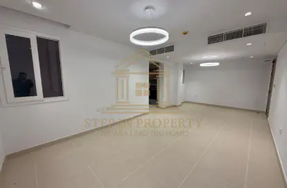 شقة - 2 غرف نوم - 4 حمامات للايجار في برج السلام - شارع الكورنيش - شارع الكورنيش - الدوحة