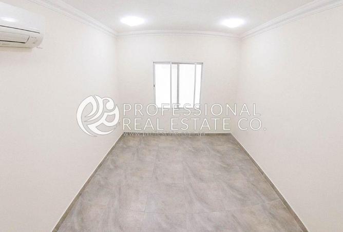 61112499 - Property Image 3