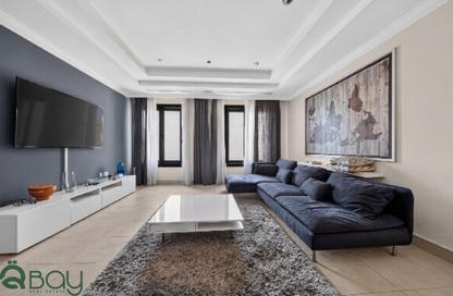 Apartment - 1 Bedroom - 2 Bathrooms for rent in West Porto Drive - Porto Arabia - The Pearl Island - Doha