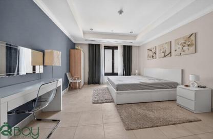 Apartment - 1 Bedroom - 2 Bathrooms for rent in West Porto Drive - Porto Arabia - The Pearl Island - Doha