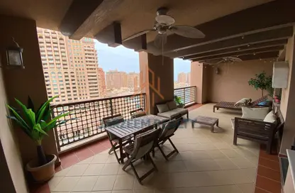 Apartment - 2 Bedrooms - 2 Bathrooms for rent in East Porto Drive - Porto Arabia - The Pearl Island - Doha