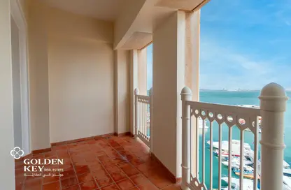 Apartment - 3 Bedrooms - 4 Bathrooms for rent in West Bay Tower - West Bay - West Bay - Doha