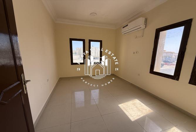 51721956 - Property Image 2