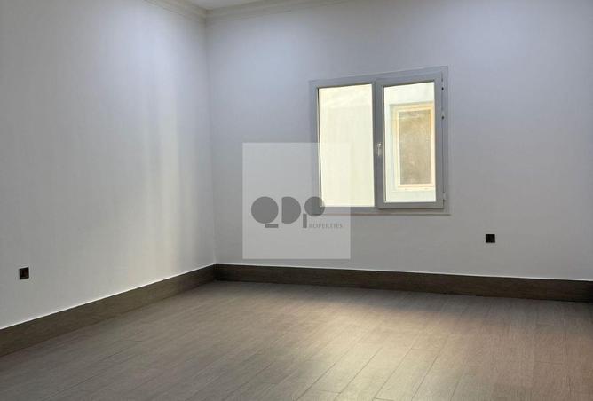 56363823 - صورة العقار 2