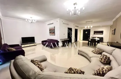 Apartment - 2 Bedrooms - 3 Bathrooms for rent in West Bay Tower - West Bay - West Bay - Doha