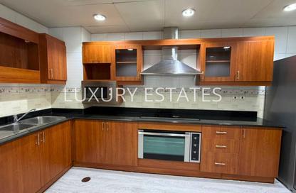 Apartment - 2 Bedrooms - 3 Bathrooms for rent in East Porto Drive - Porto Arabia - The Pearl Island - Doha Apartment - 2 Bedrooms - 3 Bathrooms for rent in East Porto Drive - Porto Arabia - The Pearl Island - Doha