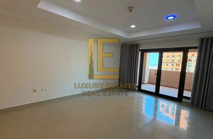 Apartment - 2 Bedrooms - 3 Bathrooms for rent in East Porto Drive - Porto Arabia - The Pearl Island - Doha Apartment - 2 Bedrooms - 3 Bathrooms for rent in East Porto Drive - Porto Arabia - The Pearl Island - Doha