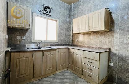 Apartment - 1 Bedroom - 2 Bathrooms for rent in Umm Ghwailina Comm - Umm Ghuwalina - Umm Ghuwailina - Doha