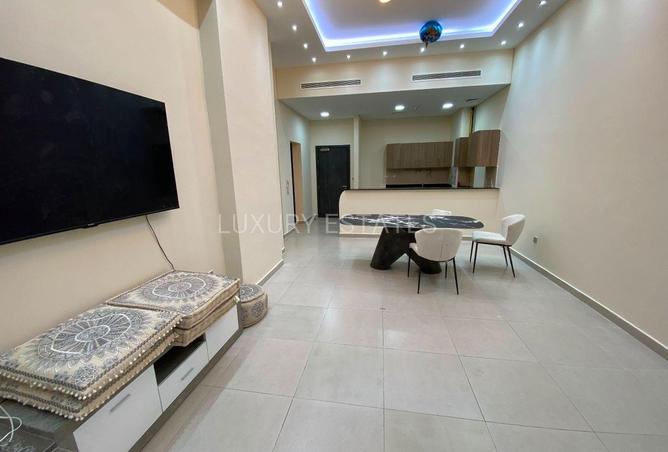 60169351 - Property Image 2
