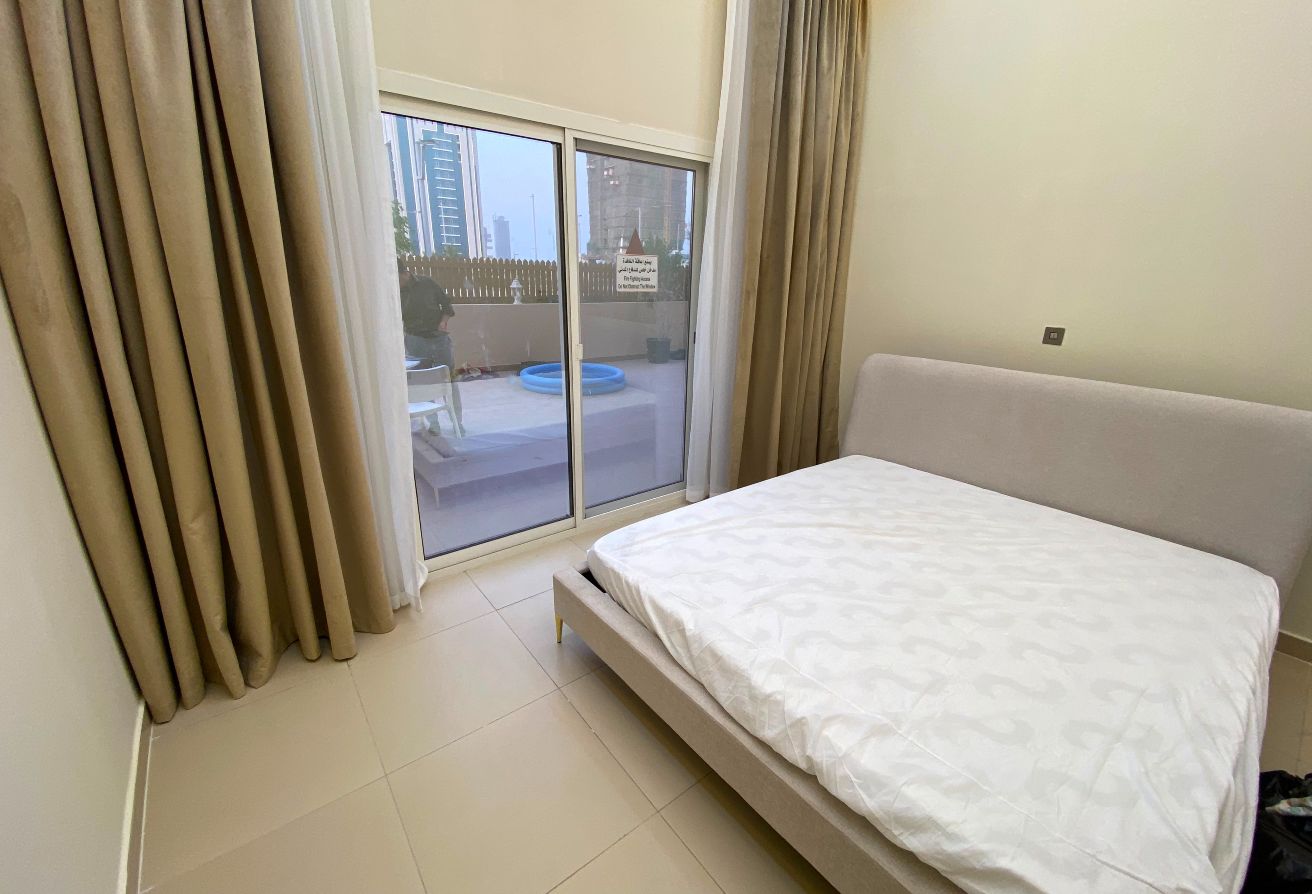 2 BHK + Maid Semi-Furnished Apartment in Lusail thumbnail 8